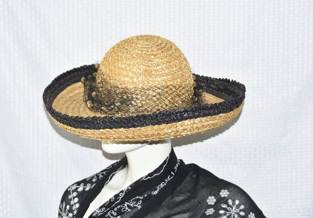 Oscar De La Renta Millinery Natural & Black Straw Derby Sun Hat